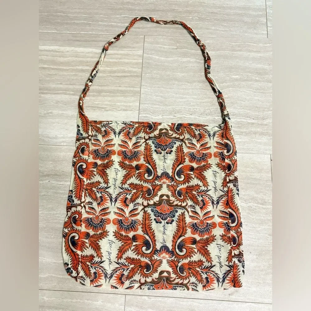 Free People Paisley Linen Orange Navy Blue Lightweight Hobo Slouch Bag Boho